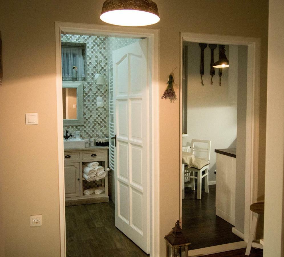Feliz Apartman Gyula Ngoại thất bức ảnh